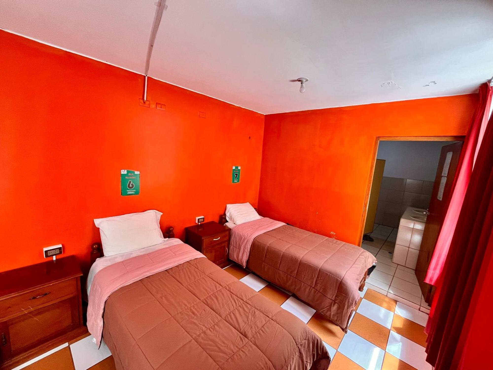 Sunrise Guest House Уарас Екстериор снимка